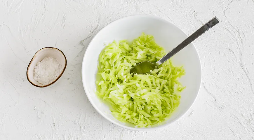 Tzatziki kastme klassikaline Kreeka retsept