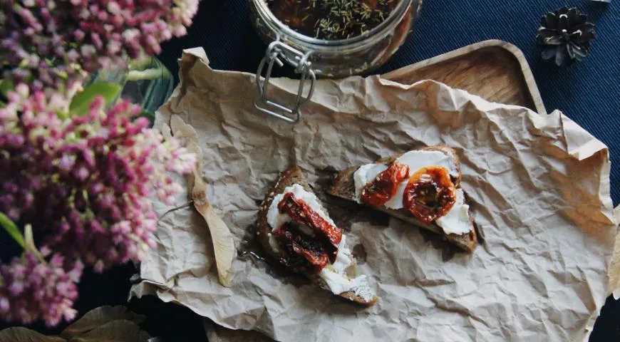 Päikesekuivatatud tomatite retsept konvektsioonahjus